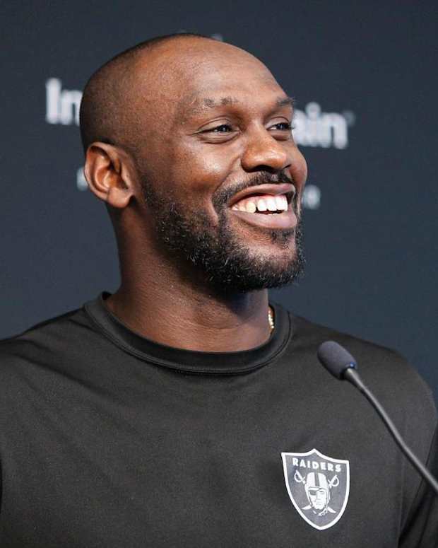 Chandler Jones.jfif